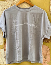 Load image into Gallery viewer, skyline women’s OS t-shirt